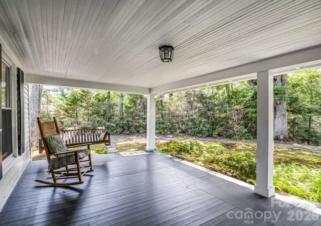 Photo 4 of Single family home for sale at 808 Montreat Rd, Black Mountain, NC 28711 | MLS# 4398814 | Listing updated on 2026-09-14