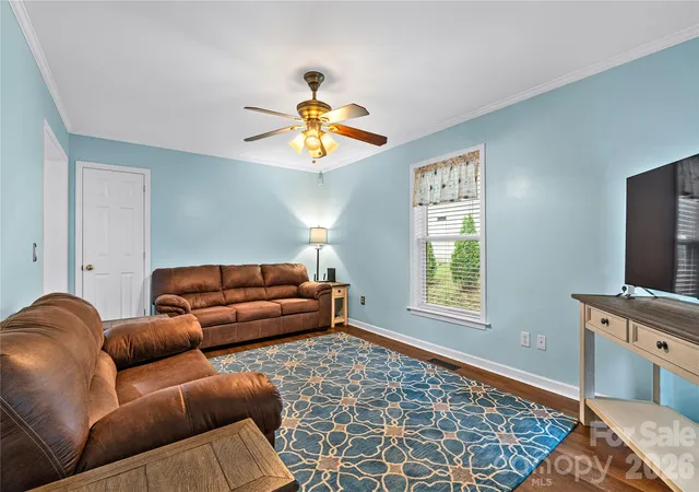 Photo 2 of Single family home for sale at 41 Wilmington St, Asheville, NC 28806 | MLS# 4399060 | Listing updated on 2026-10-07