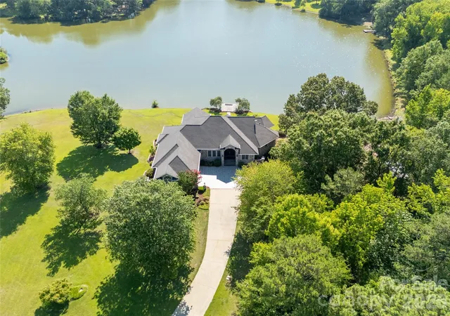 Photo 1 of Single family home for sale at 747 Shoreline Dr, Lancaster, SC 29720 | MLS# 4399285 | Listing updated on 2026-10-16
