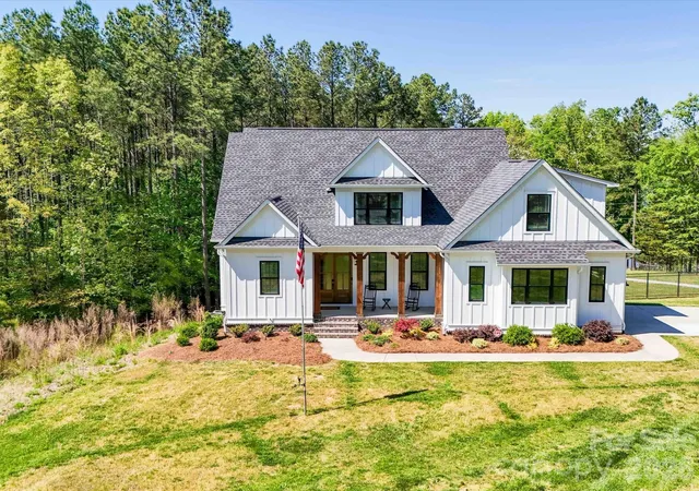 Photo 2 of Single family home for sale at 4588 Rinaldo Rd, York, SC 29745 | MLS# 4399337 | Listing updated on 2026-09-15