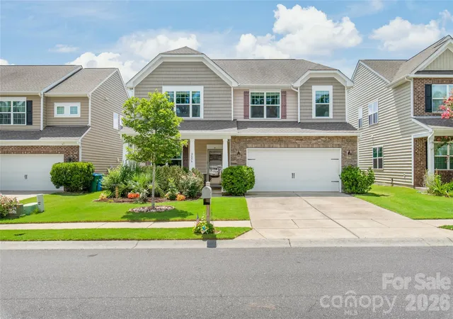 Photo 2 of Single family home for sale at 2656 Southern Tr Dr, Waxhaw, NC 28173 | MLS# 4399759 | Listing updated on 2026-09-15
