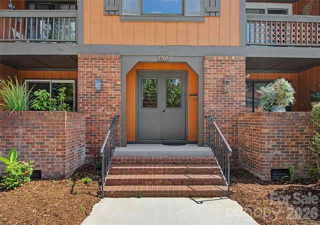 Photo 3 of Condo for sale at 1765 Haywood Manor Rd #D, Hendersonville, NC 28791 | MLS# 4399869 | Listing updated on 2026-09-10
