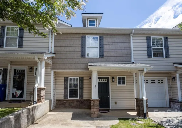 Photo 1 of Townhouse for sale at 31 Amersham Ln, Fletcher, NC 28732 | MLS# 4399944 | Listing updated on 2026-09-10