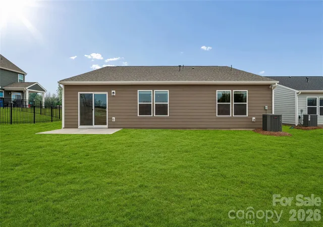 Photo 4 of Sale Pending at 1501 Ardmore Dr, Sherrills Ford, NC 28673 | MLS# 4399965 | Listing updated on 2026-09-11