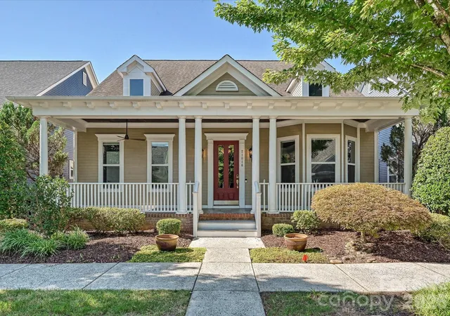 Photo 1 of Single family home for sale at 21816 Chapel Way, Cornelius, NC 28031 | MLS# 4400108 | Listing updated on 2026-09-14