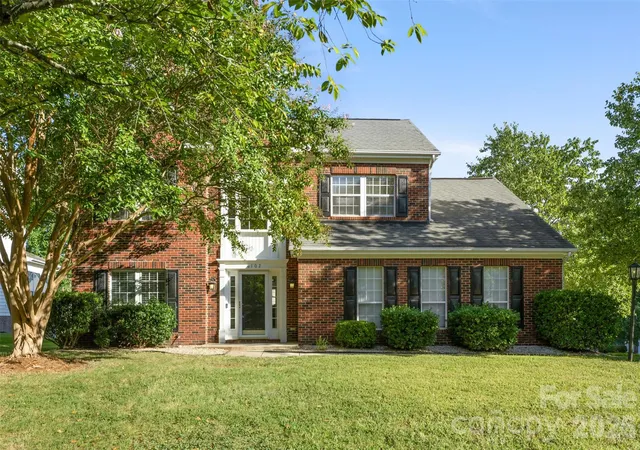 Photo 1 of Single family home for sale at 6102 Tesh Ct, Charlotte, NC 28269 | MLS# 4400291 | Listing updated on 2026-09-12