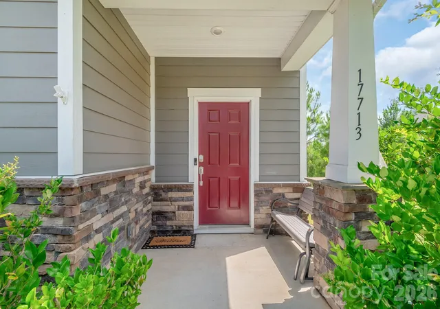 Photo 3 of Single family home for sale at 17713 Yarwill Ct, Charlotte, NC 28278 | MLS# 4400457 | Listing updated on 2026-10-05