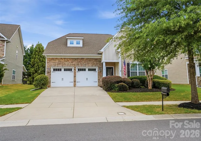 Photo 1 of Single family home for sale at 3715 Franklin Meadows Dr, Matthews, NC 28105 | MLS# 4400468 | Listing updated on 2026-09-23