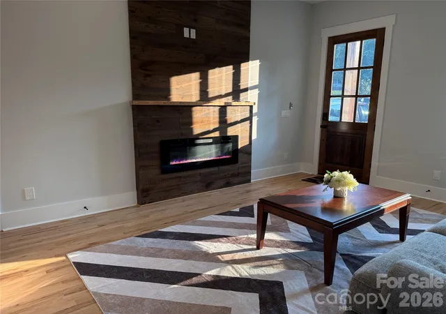 Photo 3 of Single family home for sale at 2334 Eagle Glen Ct, Gastonia, NC 28056 | MLS# 4400481 | Listing updated on 2026-09-15