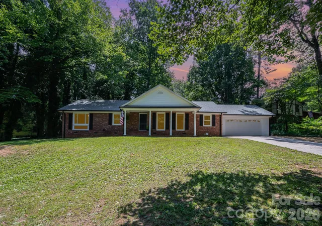 Photo 1 of Single family home for sale at 114 Elmwood Dr, Salisbury, NC 28147 | MLS# 4400661 | Listing updated on 2026-09-13