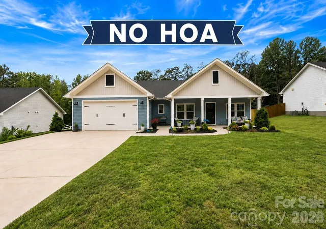 Photo 1 of Single family home for sale at 1002 Westminster Dr, Statesville, NC 28677 | MLS# 4400811 | Listing updated on 2026-09-24
