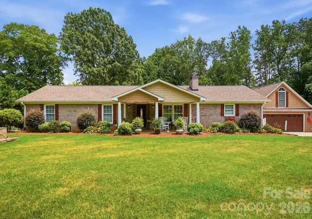 Photo 2 of Single family home for sale at 107 Mistywood Dr, Mount Holly, NC 28120 | MLS# 4400826 | Listing updated on 2026-09-12