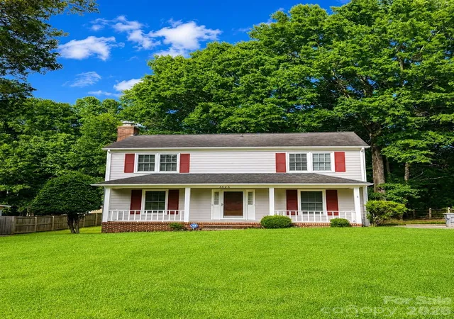 Photo 1 of Single family home for sale at 8826 Leipzig Dr, Charlotte, NC 28210 | MLS# 4401179 | Listing updated on 2026-09-21