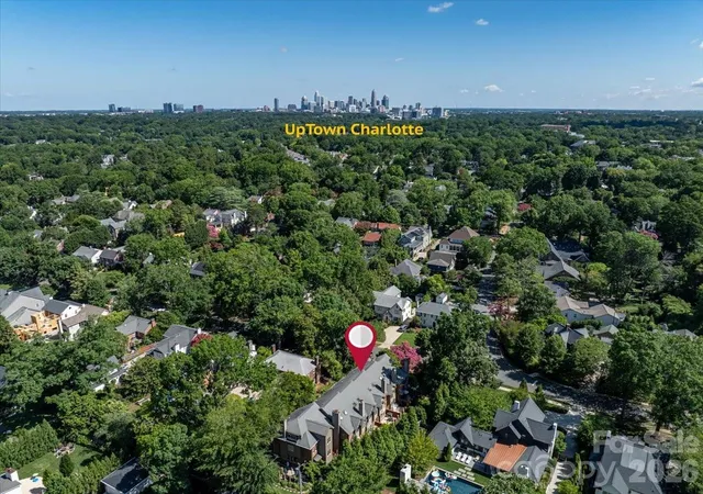 Photo 3 of Sale Pending at 201 Hillside Ave, Charlotte, NC 28209 | MLS# 4401269 | Listing updated on 2026-09-11