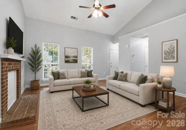 Photo 1 of Single family home for sale at 6136 Sunbridge Ct, Charlotte, NC 28269 | MLS# 4401311 | Listing updated on 2026-10-13
