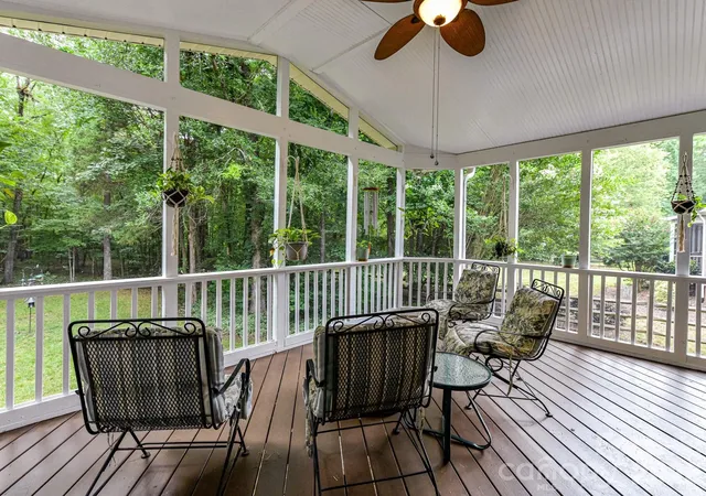 Photo 3 of Single family home for sale at 8505 Tintinhull Ln, Waxhaw, NC 28173 | MLS# 4401484 | Listing updated on 2026-09-15