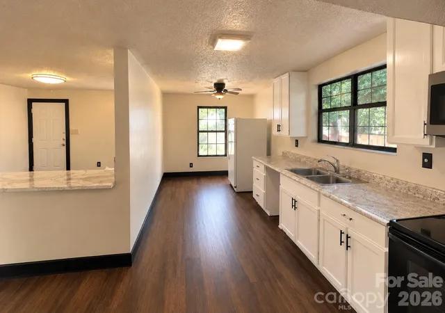 Photo 2 of Single family home for sale at 115 E Geroid St, Salisbury, NC 28144 | MLS# 4401620 | Listing updated on 2026-09-13