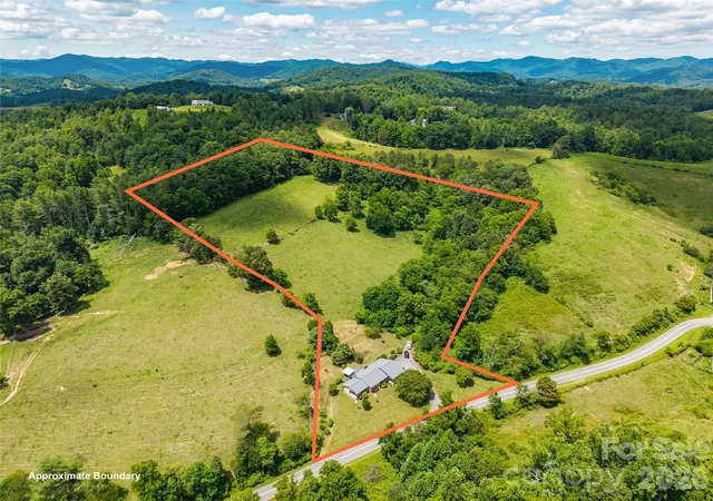 Photo 1 of Single family home for sale at 737 Tillery Branch Rd, Marshall, NC 28753 | MLS# 4401632 | Listing updated on 2026-09-14