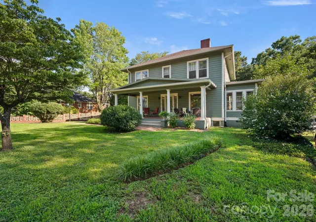 Photo 1 of Single family home for sale at 313 E Main St, Morganton, NC 28655 | MLS# 4401633 | Listing updated on 2026-09-30