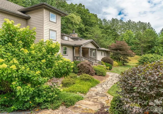Photo 1 of Single family home for sale at 101 Glen Trillium Dr, Fletcher, NC 28732 | MLS# 4401703 | Listing updated on 2026-10-02