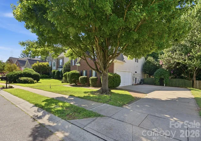 Photo 3 of Single family home for sale at 11630 Clingman Ln, Charlotte, NC 28214 | MLS# 4402284 | Listing updated on 2026-09-23