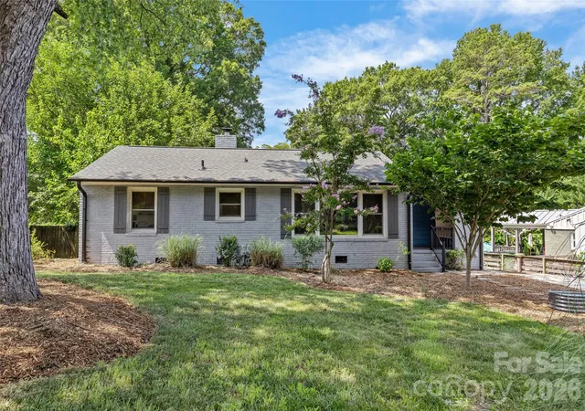 Photo 1 of Single family home for sale at 3443 Airlie St, Charlotte, NC 28205 | MLS# 4402296 | Listing updated on 2026-10-05