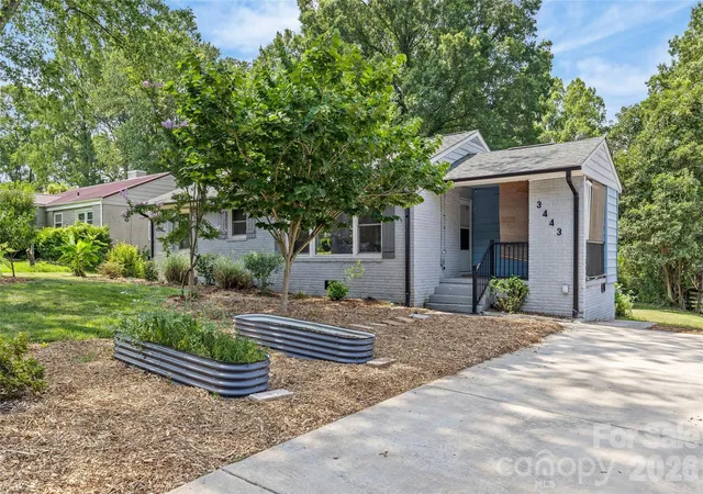 Photo 2 of Single family home for sale at 3443 Airlie St, Charlotte, NC 28205 | MLS# 4402296 | Listing updated on 2026-10-05