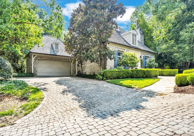 Photo 3 of Single family home for sale at 2214 La Maison Dr, Charlotte, NC 28226 | MLS# 4402366 | Listing updated on 2026-10-10