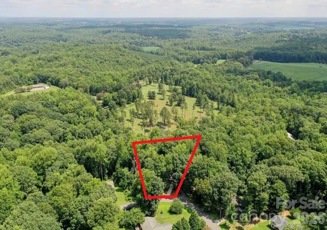 Photo 2 of Single family home for sale at 167 Dunlap Loop, Statesville, NC 28625 | MLS# 4402563 | Listing updated on 2026-09-11