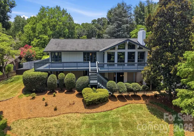 Photo 3 of Single family home for sale at 1507 Heatherloch Dr, Gastonia, NC 28054 | MLS# 4402680 | Listing updated on 2026-10-04