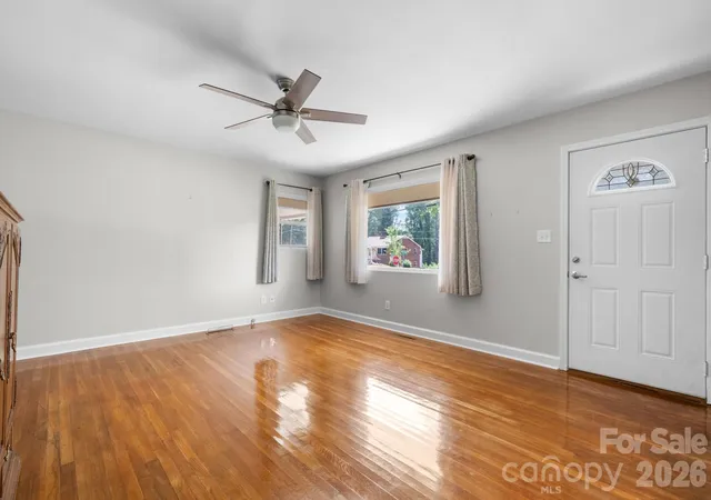 Photo 3 of Single family home for sale at 704 4th Street Sw, Conover, NC 28613 | MLS# 4403036 | Listing updated on 2026-09-11