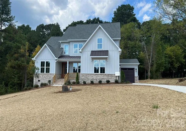 Photo 1 of Single family home for sale at 518 Edmunds Ln, Clover, SC 28710 | MLS# 4403136 | Listing updated on 2026-09-15
