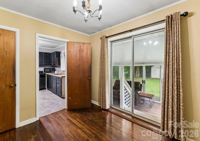 Photo 3 of Single family home for sale at 139 Southwold Dr, Charlotte, NC 28217 | MLS# 4403152 | Listing updated on 2026-09-14