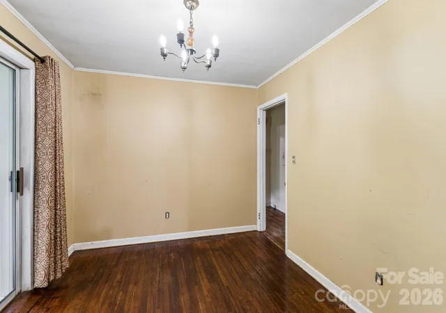 Photo 4 of Single family home for sale at 139 Southwold Dr, Charlotte, NC 28217 | MLS# 4403152 | Listing updated on 2026-09-14