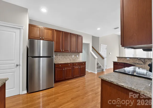 Photo 3 of Single family home for sale at 5918 Phyliss Ln, Mint Hill, NC 28227 | MLS# 4403365 | Listing updated on 2026-09-08
