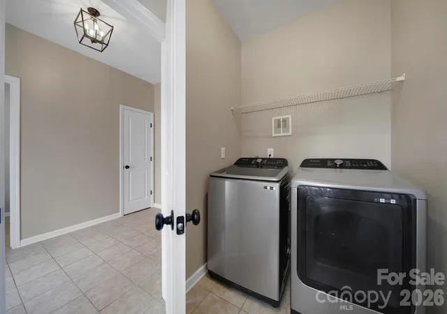 Photo 3 of Single family home for sale at 732 Sherman St, Gastonia, NC | MLS# 4403492 | Listing updated on 2026-09-18