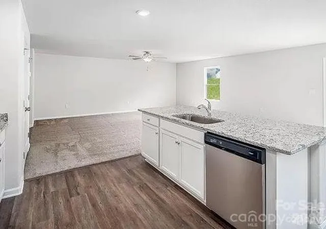 Photo 3 of Single family home for sale at 1737 Nia Rd, Charlotte, NC 28215 | MLS# 4403683 | Listing updated on 2026-09-14