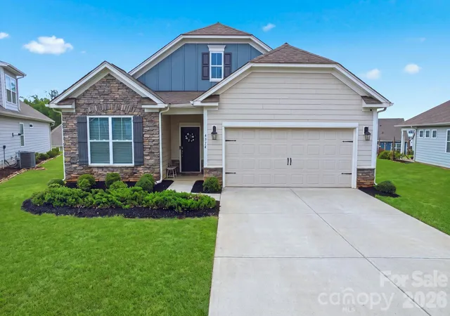 Photo 1 of Single family home for sale at 4374 Riverton Loop, Denver, NC 28037 | MLS# 4403765 | Listing updated on 2026-09-12