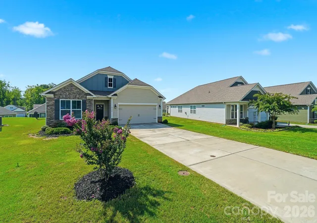 Photo 2 of Single family home for sale at 4374 Riverton Loop, Denver, NC 28037 | MLS# 4403765 | Listing updated on 2026-09-12