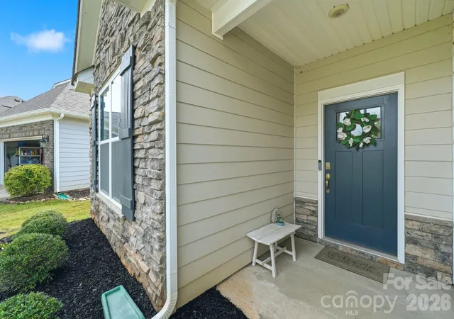 Photo 4 of Single family home for sale at 4374 Riverton Loop, Denver, NC 28037 | MLS# 4403765 | Listing updated on 2026-10-08