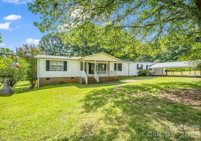 Photo 1 of Single family home for sale at 141 Hicks Grv Ext, Mooresboro, NC 28114 | MLS# 4403942 | Listing updated on 2026-09-15