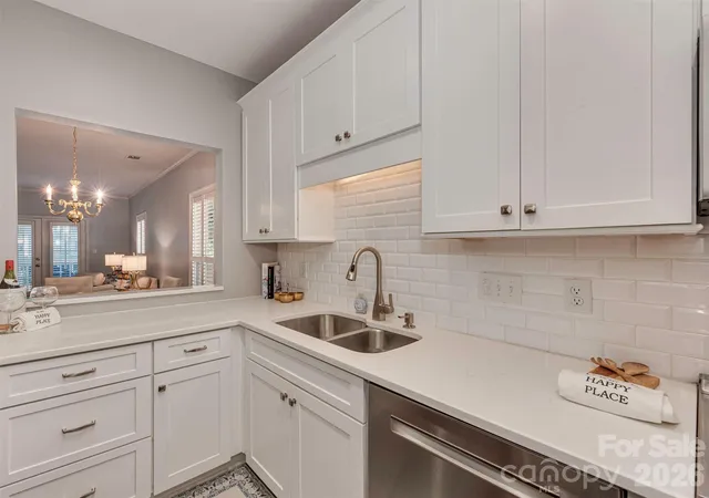 Photo 3 of Condo for sale at 301 Queens Rd #105, Charlotte, NC 28204 | MLS# 4403973 | Listing updated on 2026-09-12