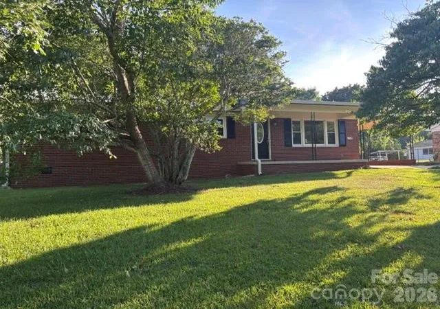 Photo 3 of Single family home for sale at 2378 Old Fld Rd, Gastonia, NC 28056 | MLS# 4404072 | Listing updated on 2026-09-30