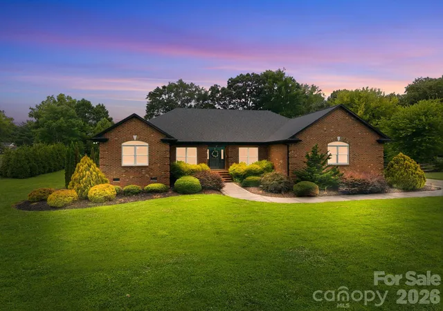 Photo 3 of Sale Pending at 4122 Amarillo Dr Sw, Concord, NC 28027 | MLS# 4404191 | Listing updated on 2026-10-07