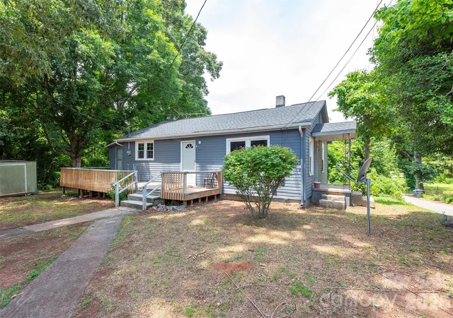 Photo 2 of Sale Pending at 147 Gabriel St, Rutherfordton, NC 28139 | MLS# 4404230 | Listing updated on 2026-10-01