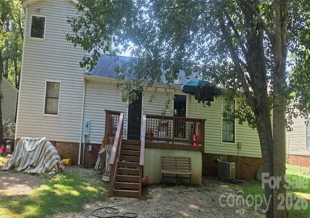 Photo 3 of Single family home for sale at 10100 Cromarty Ln, Mint Hill, NC 28227 | MLS# 4404545 | Listing updated on 2026-09-14