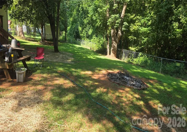 Photo 4 of Single family home for sale at 10100 Cromarty Ln, Mint Hill, NC 28227 | MLS# 4404545 | Listing updated on 2026-09-14