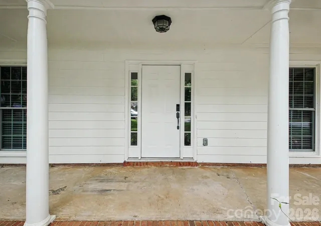 Photo 2 of Single family home for sale at 5200 Birchbark Ln, Charlotte, NC 28227 | MLS# 4404553 | Listing updated on 2026-10-22