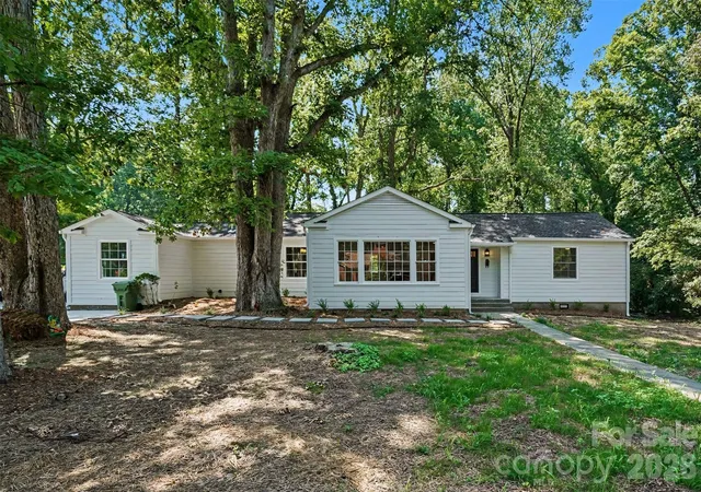 Photo 1 of Single family home for sale at 601 Marion Sims Dr, Lancaster, SC 29720 | MLS# 4404710 | Listing updated on 2026-10-05