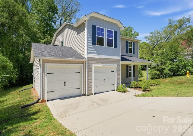 Photo 3 of Single family home for sale at 1326 Old Still St, Lancaster, SC 29720 | MLS# 4404739 | Listing updated on 2026-10-15